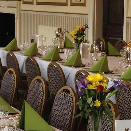 Lynford Hall Hotel Mundford Bagian luar foto