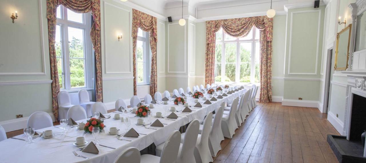 Lynford Hall Hotel Mundford Bagian luar foto