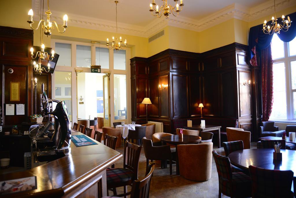 Lynford Hall Hotel Mundford Bagian luar foto