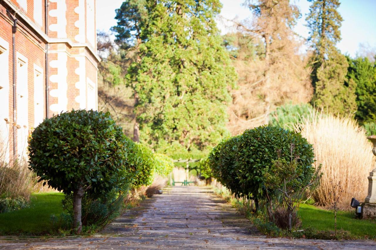 Lynford Hall Hotel Mundford Bagian luar foto